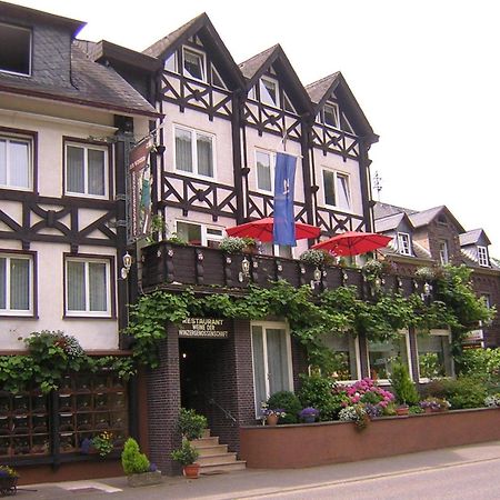 Hotel Zur Winzergenossenschaft แอนสท์ ภายนอก รูปภาพ