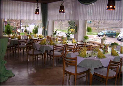 Hotel Zur Winzergenossenschaft แอนสท์ ภายนอก รูปภาพ